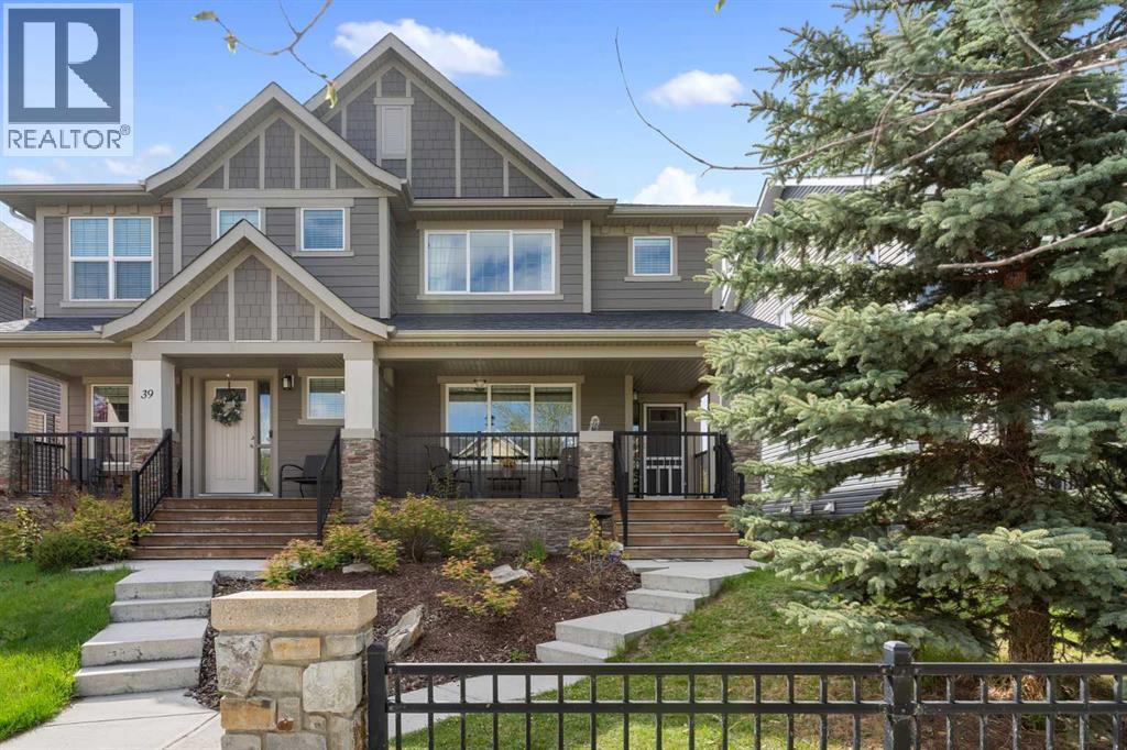 Photo 1 of 37 Legacy Gate Se, Calgary AB