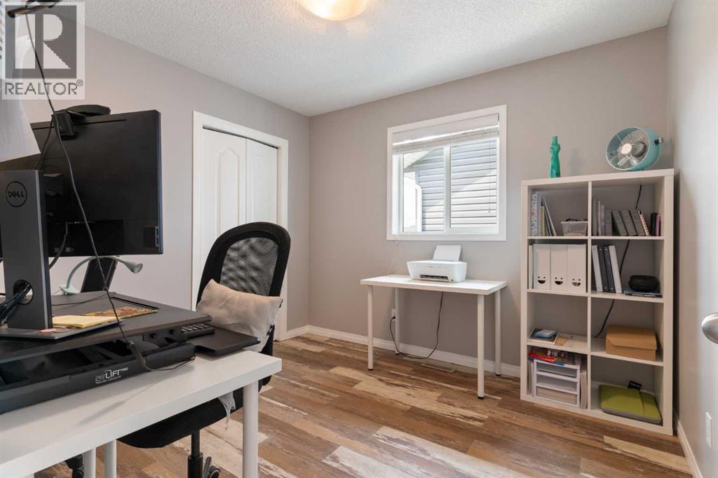 Photo 17 of 37 Legacy Gate Se, Calgary AB