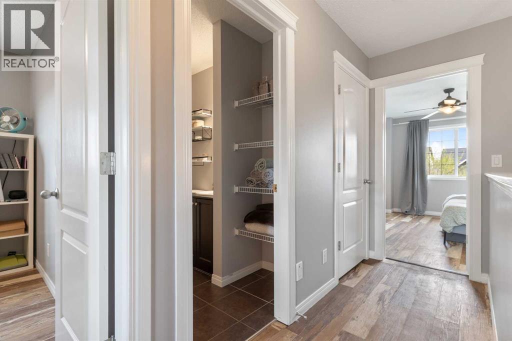 Photo 18 of 37 Legacy Gate Se, Calgary AB