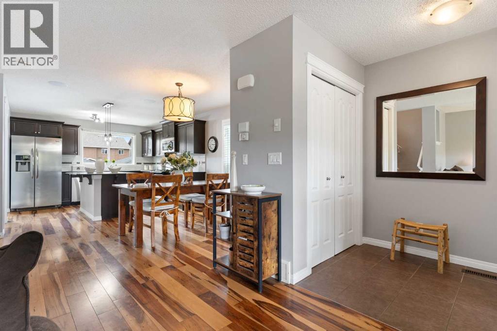 Photo 5 of 37 Legacy Gate Se, Calgary AB