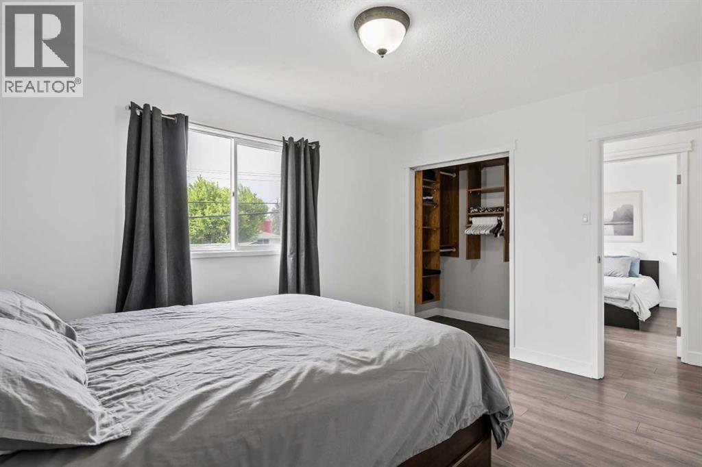 Single Family House Bungalow for Sale in  Sabrina Road SW Southwood Calgary 