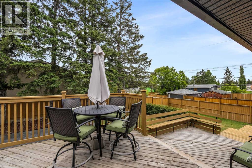 Single Family House Bungalow for Sale in  Sabrina Road SW Southwood Calgary 