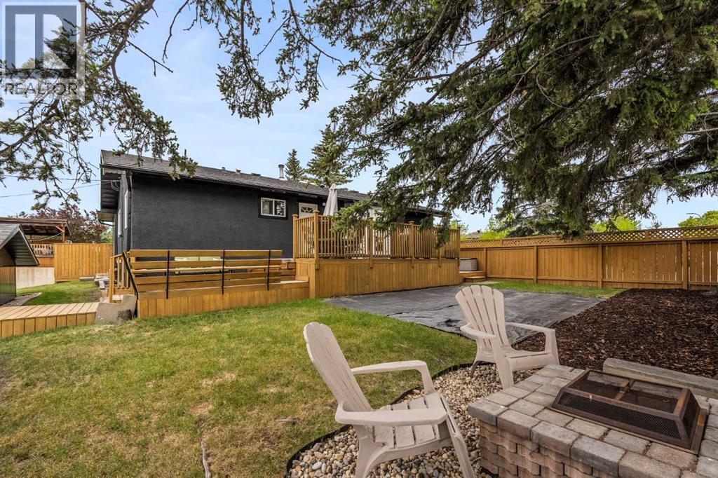 Single Family House Bungalow for Sale in  Sabrina Road SW Southwood Calgary 