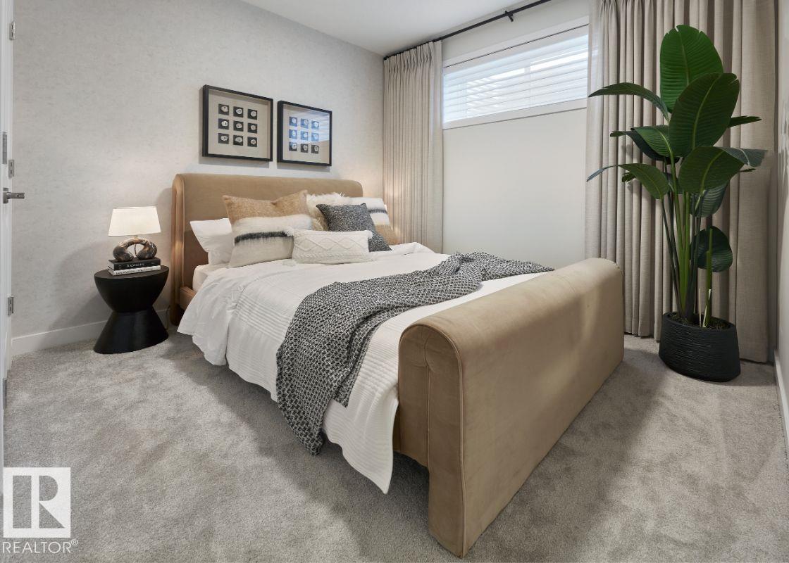 Photo 2 of 8739 224 St Nw, Edmonton AB