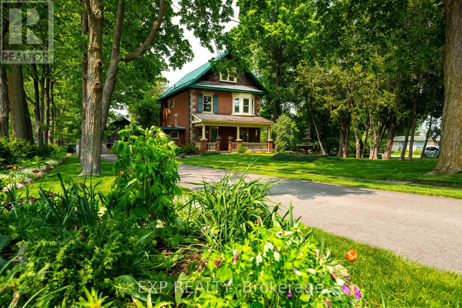 Photo 3 of 24 Faulkner Street, Orangeville ON