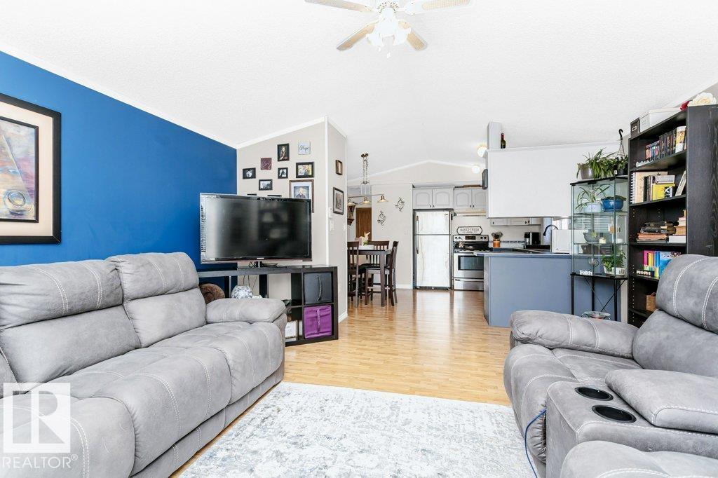 Photo 16 of 3402 Lakeview Pt Nw, Edmonton AB