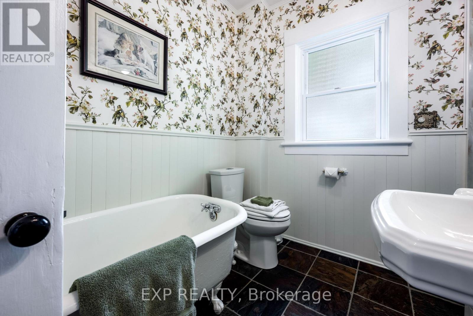 Photo 25 of 24 Faulkner Street, Orangeville ON