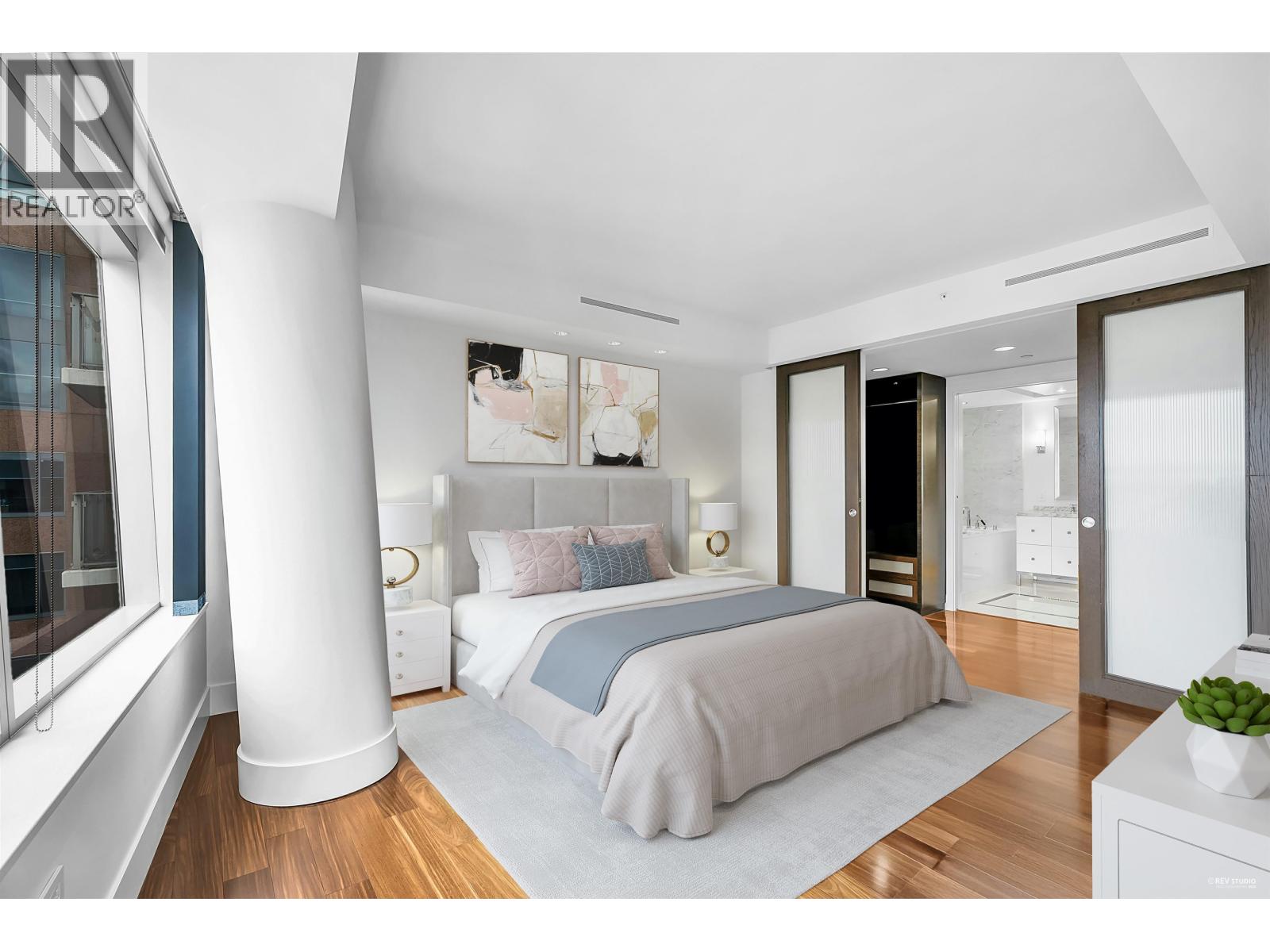 Photo 1 of 2405 667 Howe Street, Vancouver BC