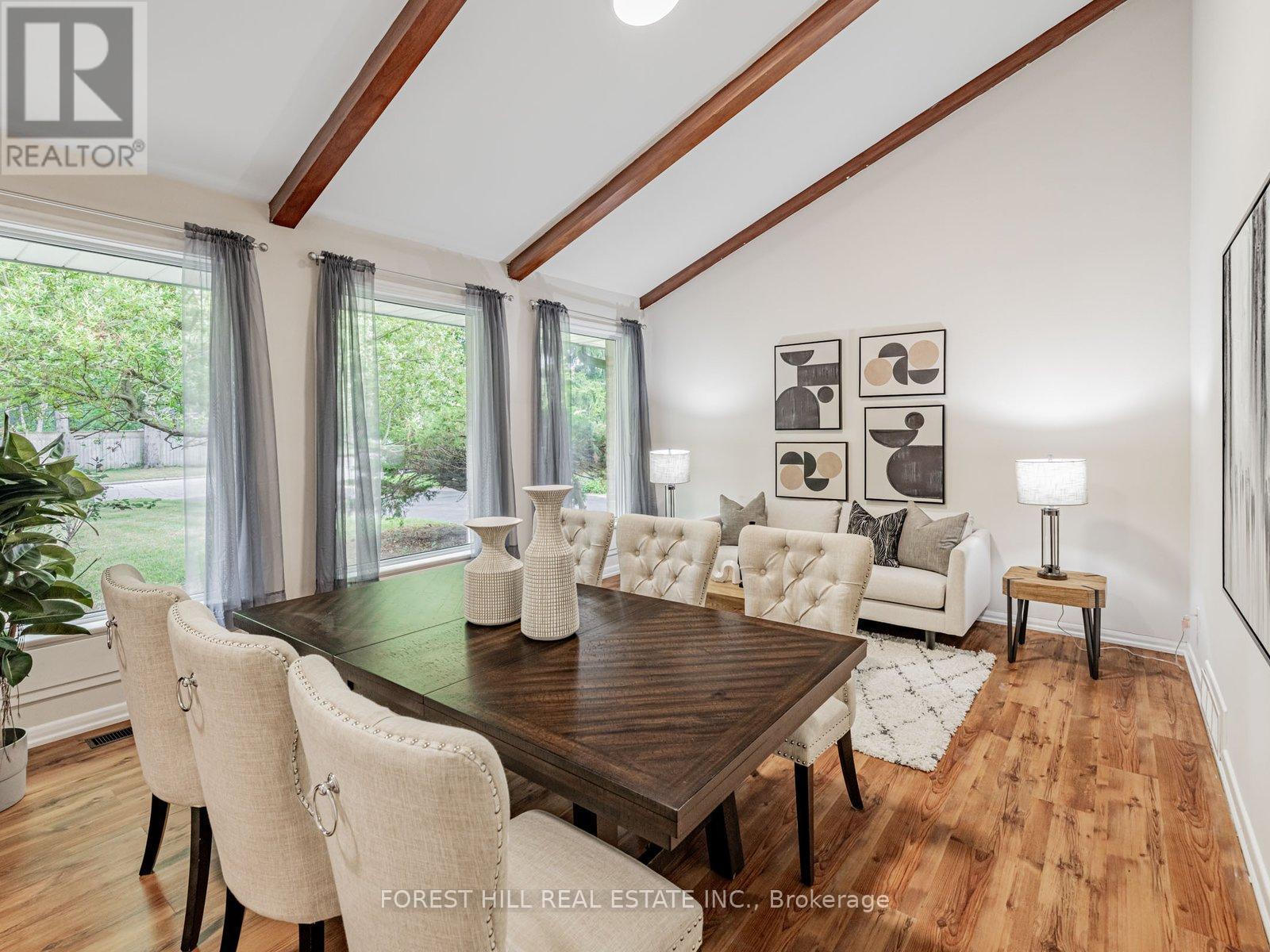 Photo 13 of 37 Farmcote Road, Toronto ON