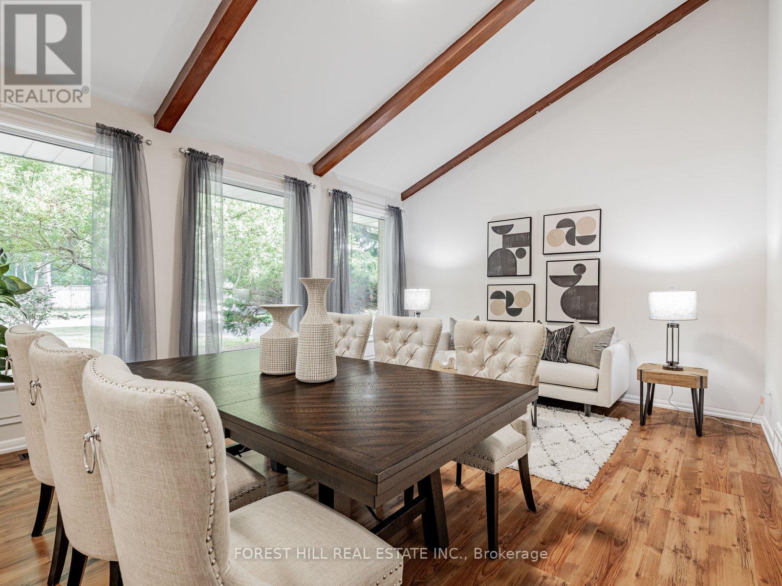 Photo 7 of 37 Farmcote Road, Toronto ON