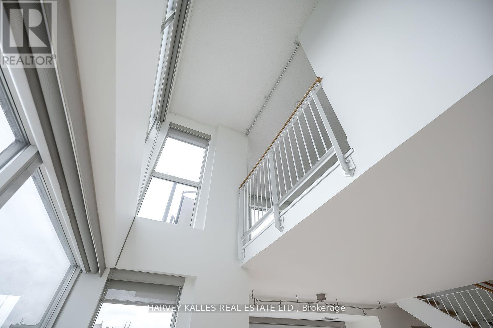 Photo 38 of 1109 18 Merton Street, Toronto ON