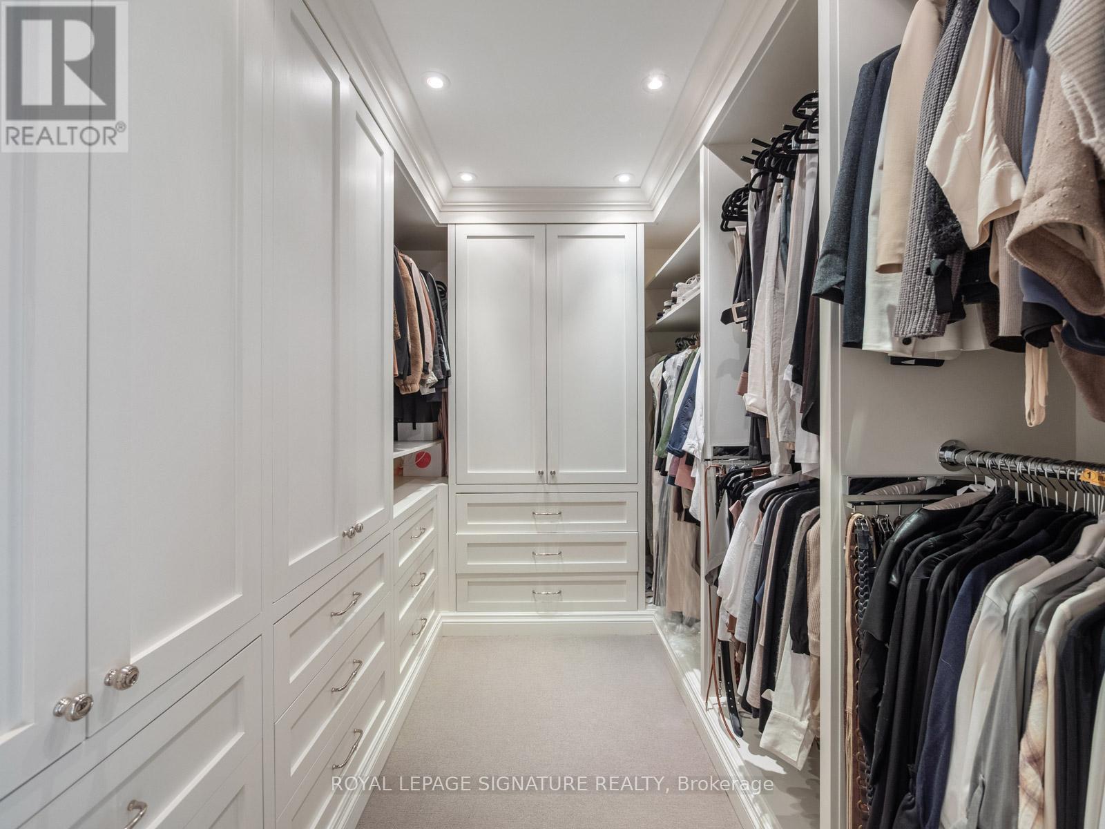 Photo 22 of 64 Old Forest Hill Road, Toronto ON