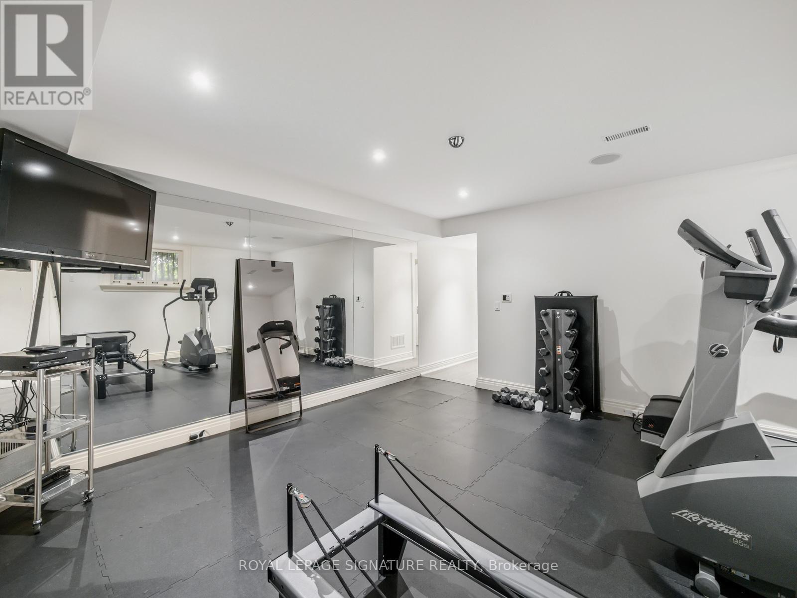 Photo 44 of 64 Old Forest Hill Road, Toronto ON
