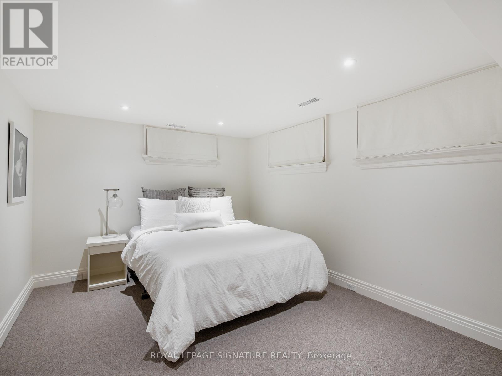 Photo 45 of 64 Old Forest Hill Road, Toronto ON