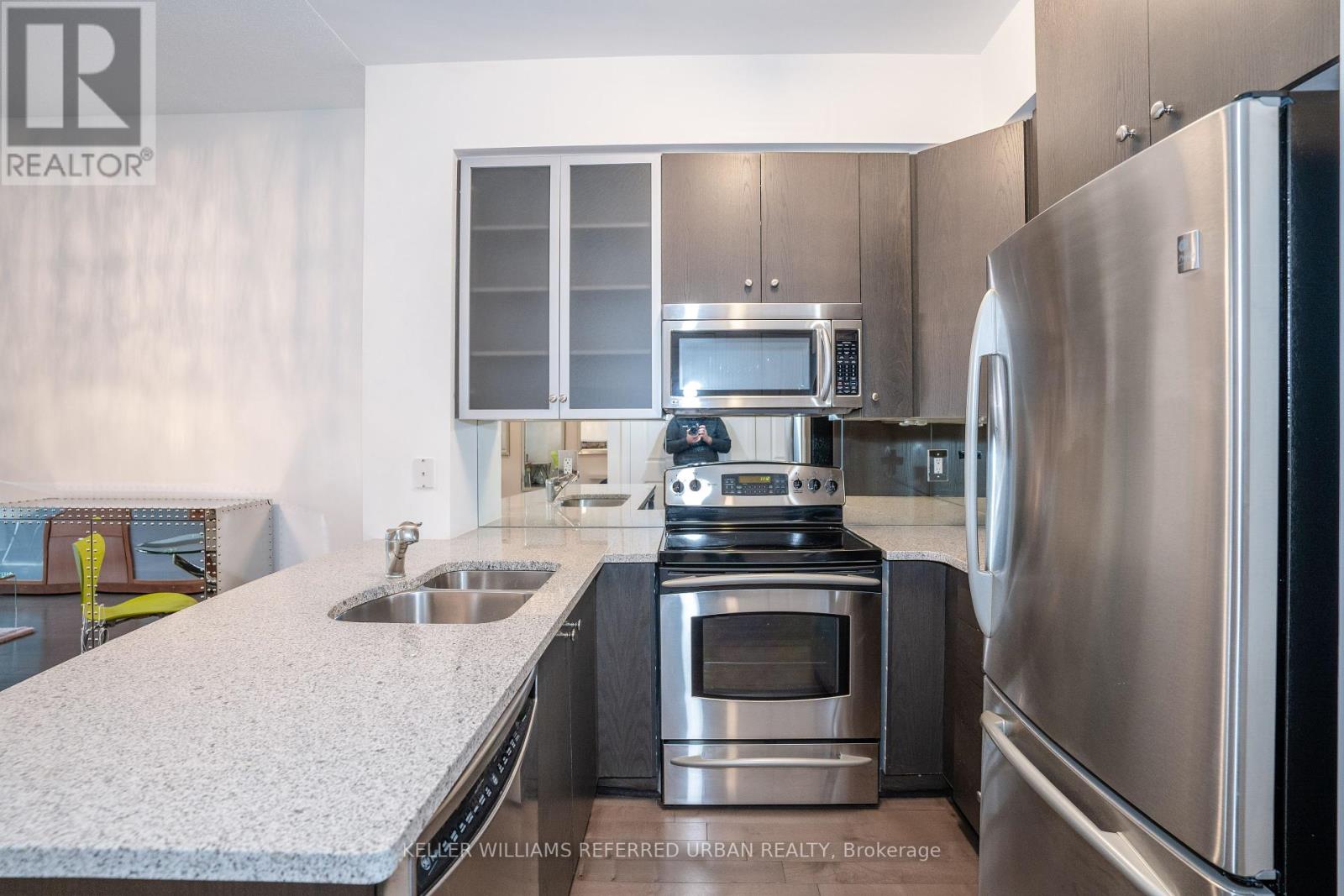 Photo 10 of 409 21 Scollard Street, Toronto ON