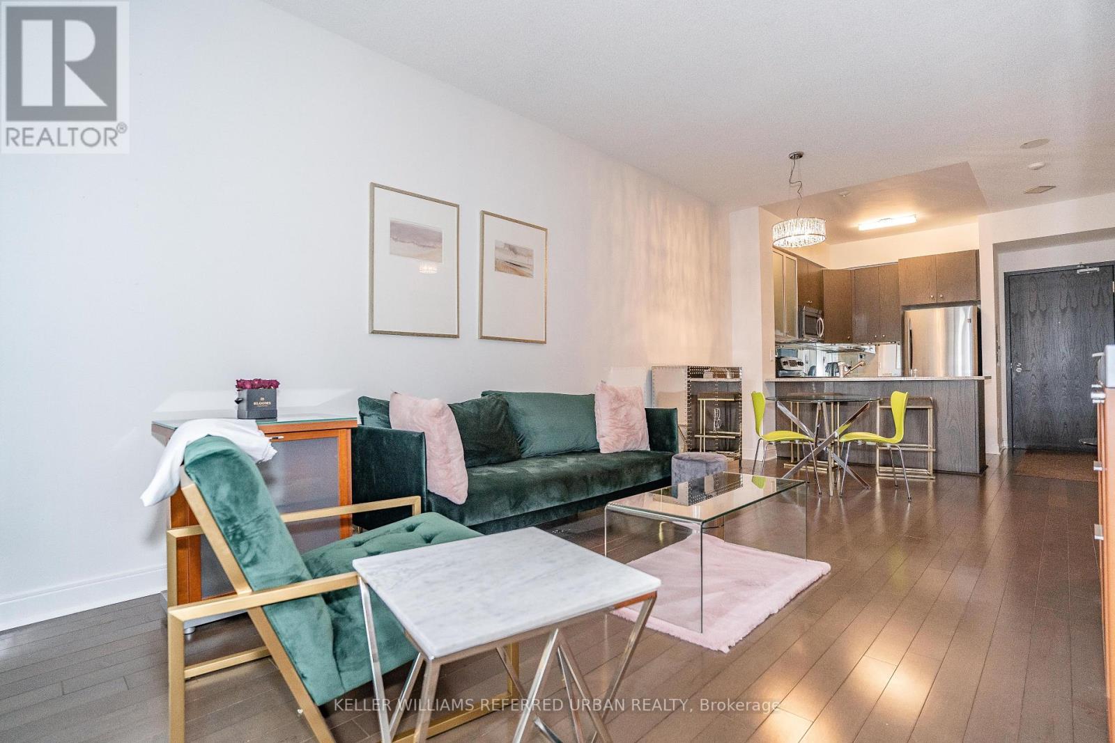 Photo 16 of 409 21 Scollard Street, Toronto ON