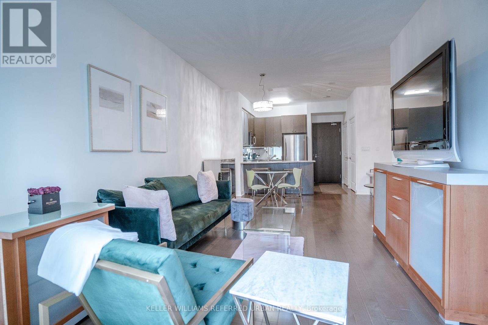 Photo 20 of 409 21 Scollard Street, Toronto ON