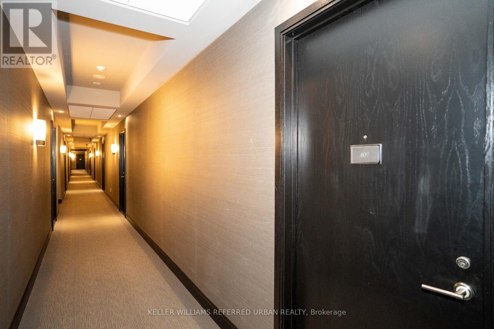 Photo 8 of 409 21 Scollard Street, Toronto ON