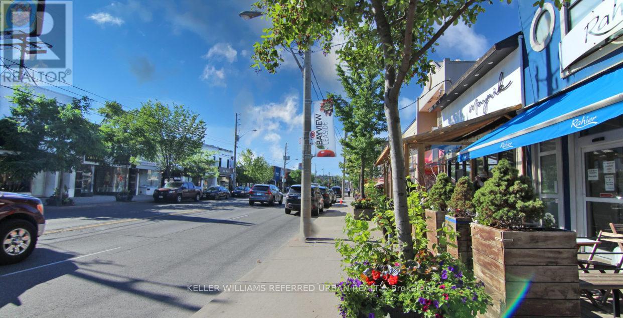 Photo 17 of 6 823 Millwood Road, Toronto ON