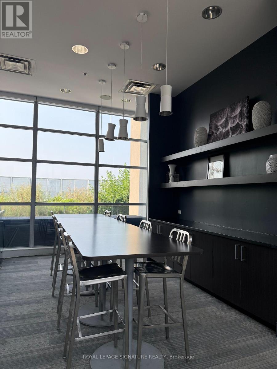 Photo 4 of 821 1 Shaw Street, Toronto ON