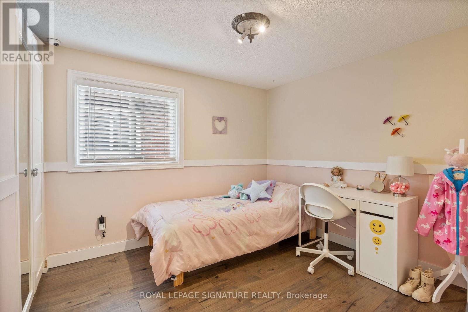 Photo 18 of 96 Carnival Court, Toronto ON