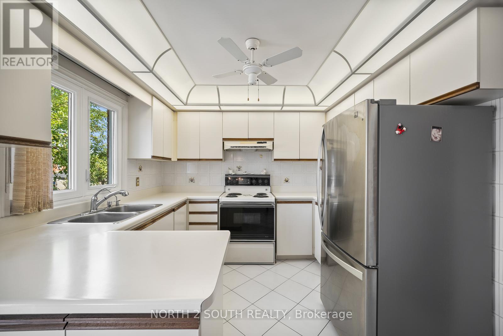 Photo 7 of 8391 Martin Grove Road, Vaughan ON