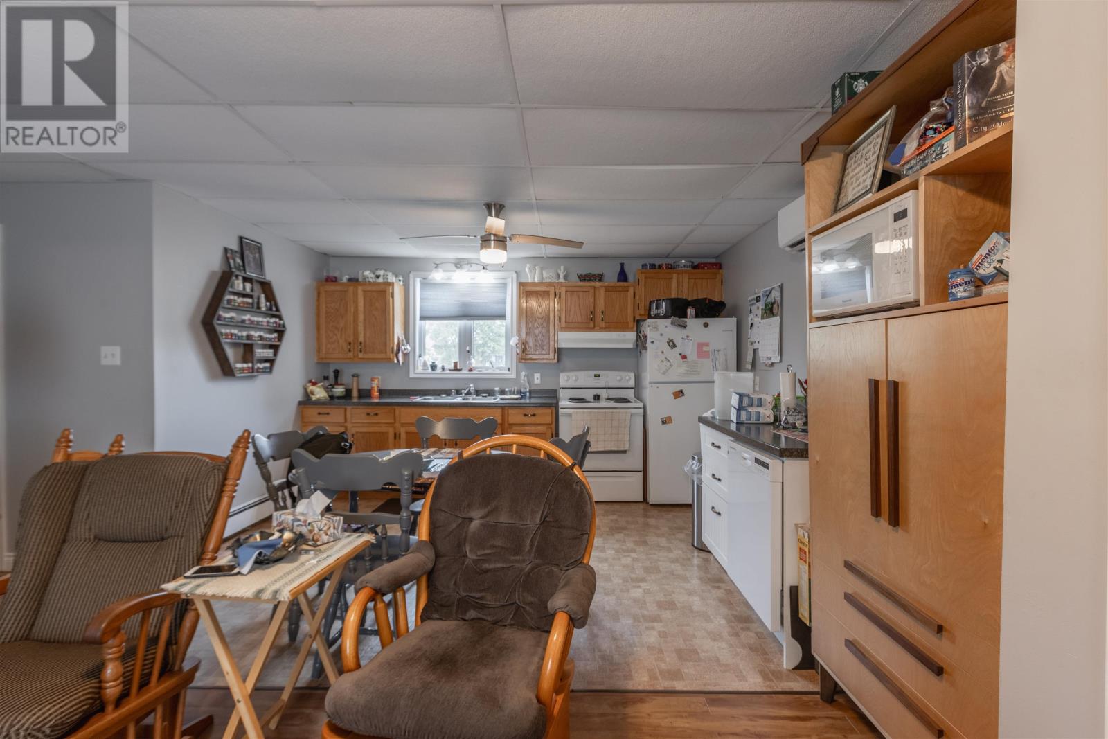 639 Main Street - 17