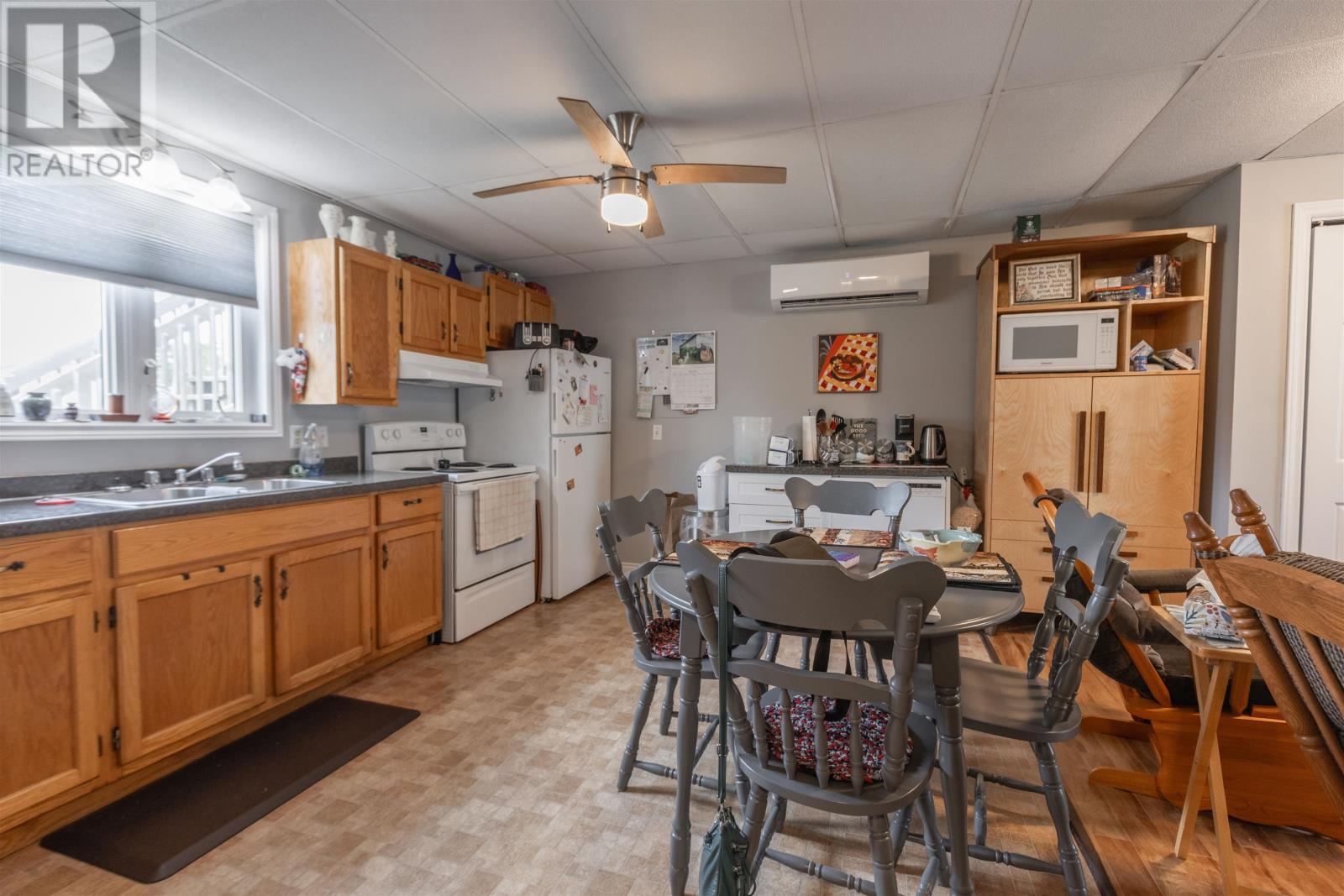 639 Main Street - 18