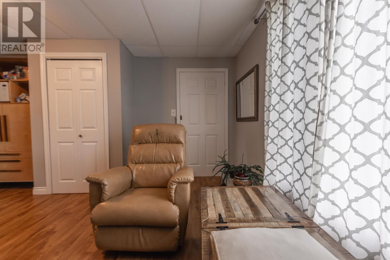 639 Main Street - 20