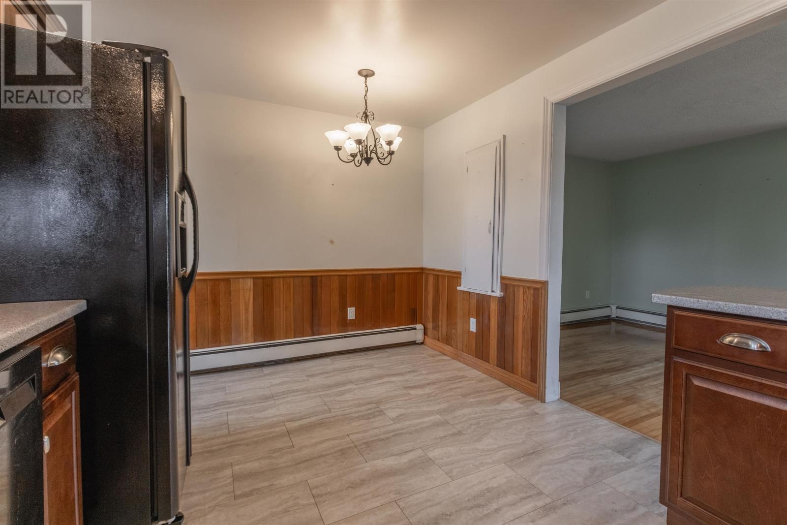 639 Main Street - 40
