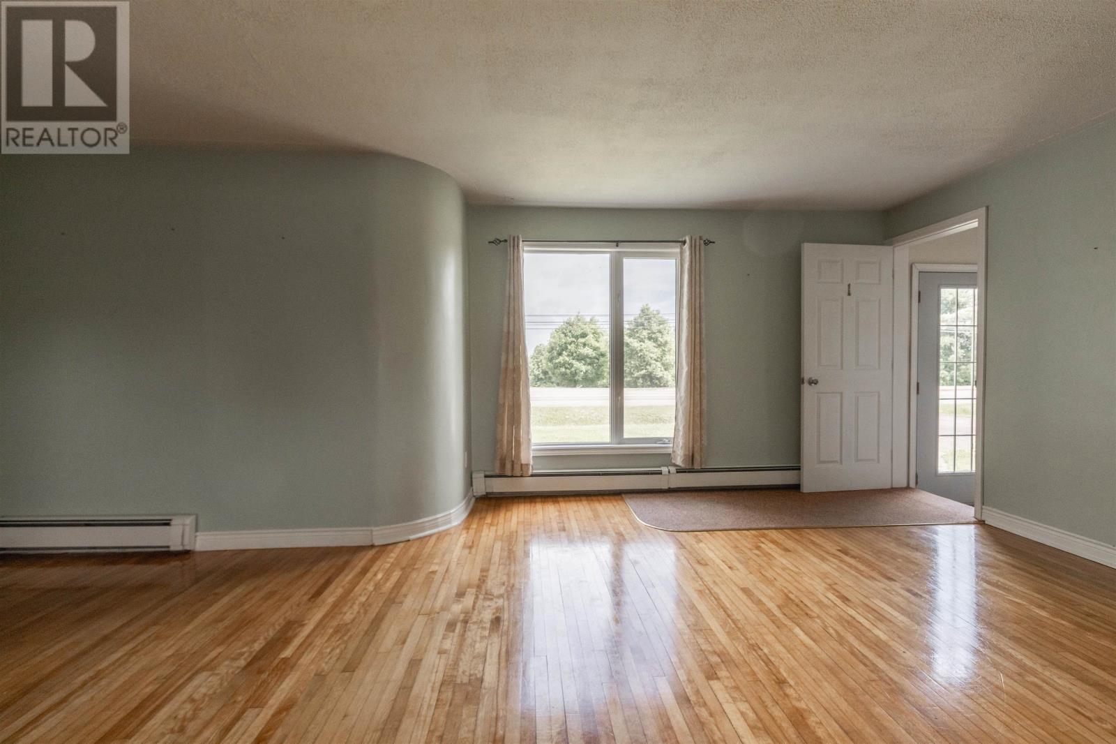 639 Main Street - 41