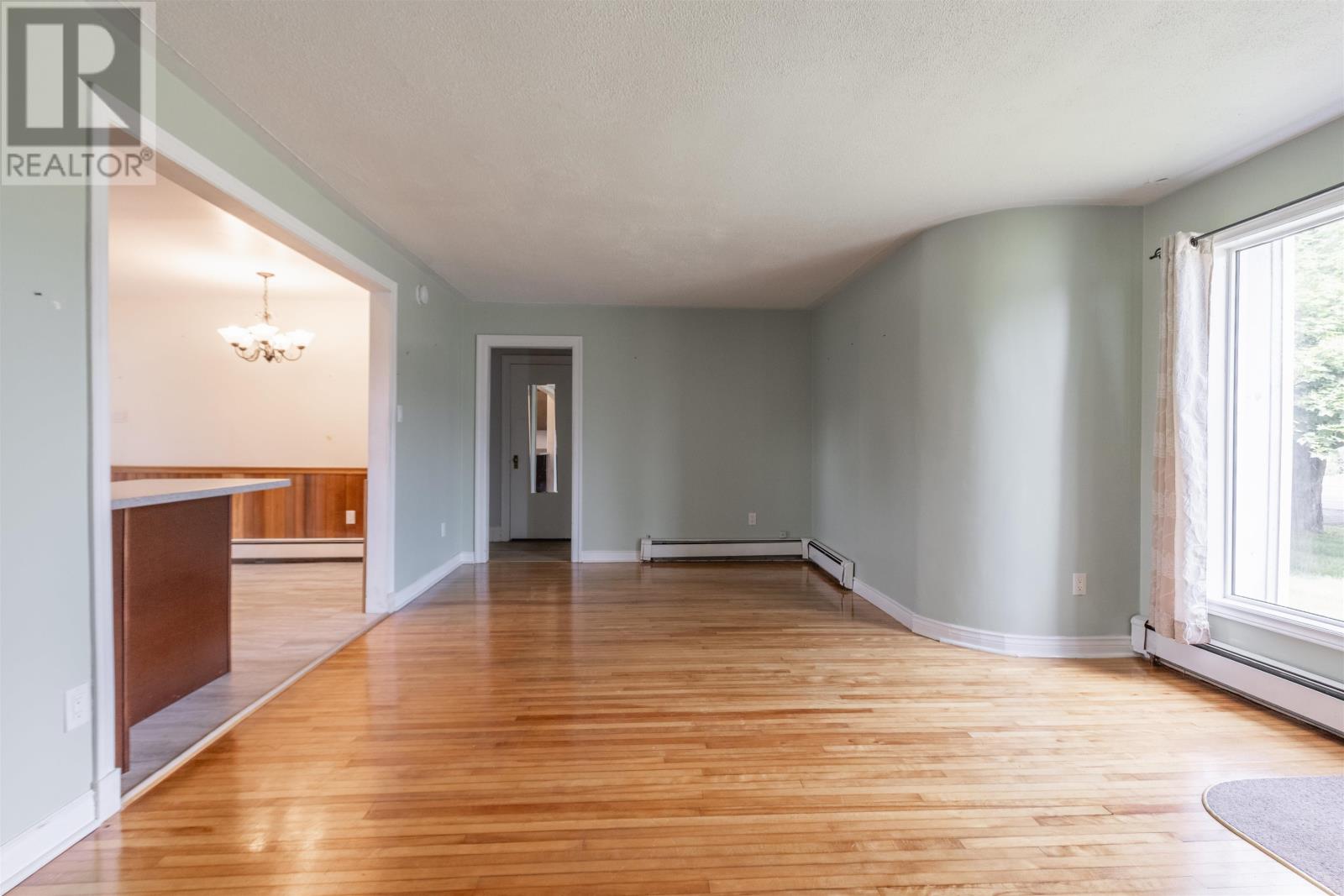 639 Main Street - 42