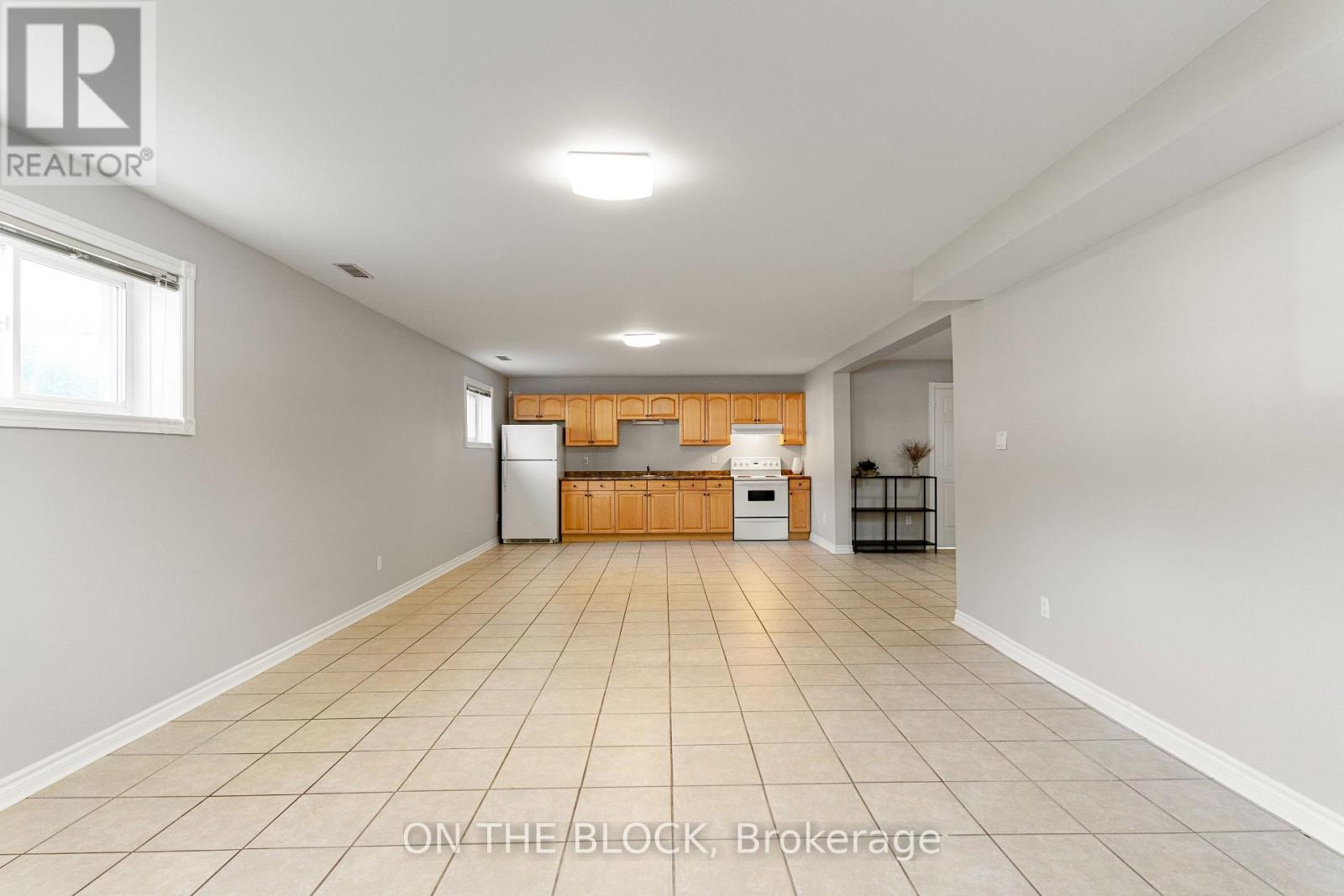 Photo 16 of 66 Donato Way, Wasaga Beach ON