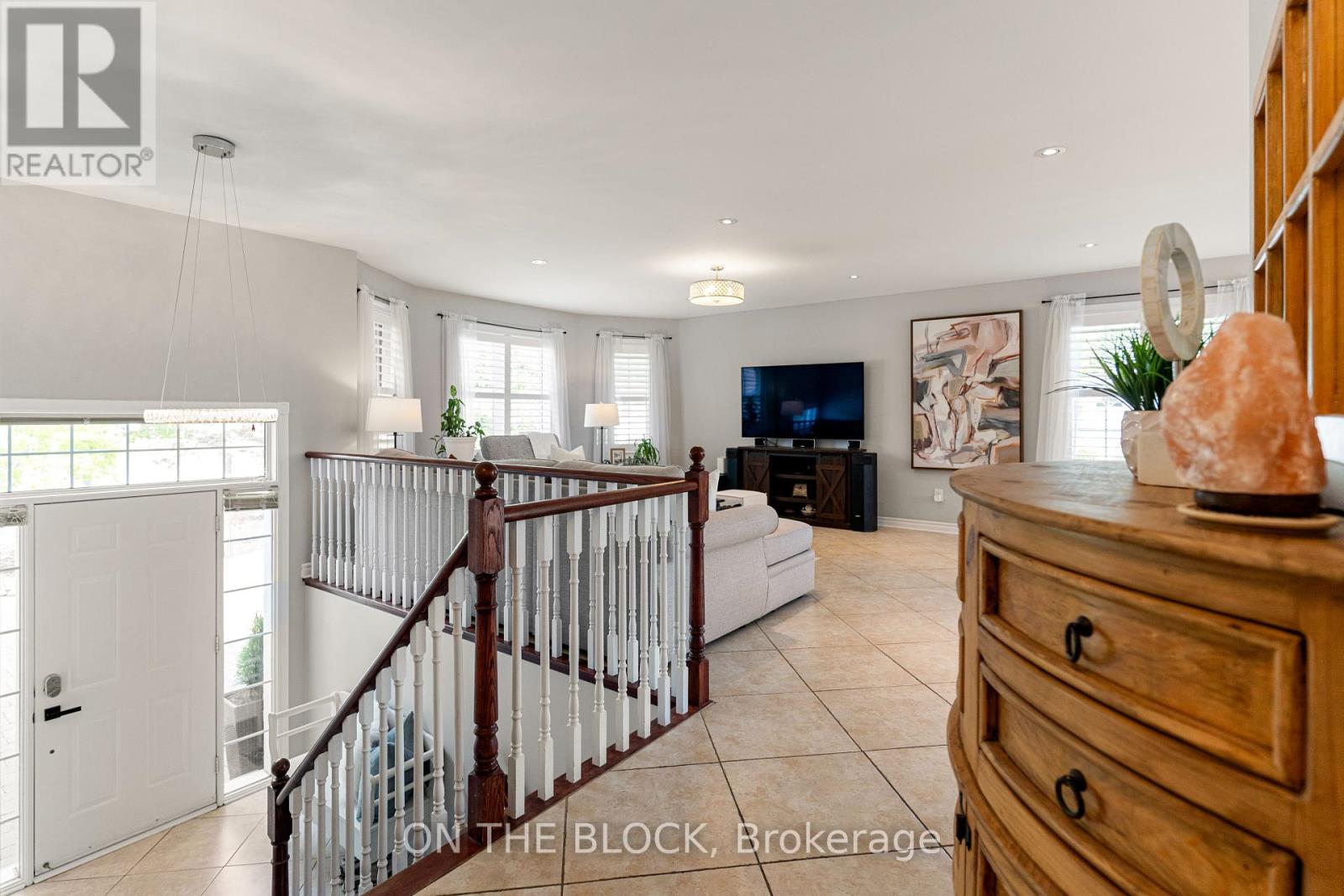 Photo 2 of 66 Donato Way, Wasaga Beach ON