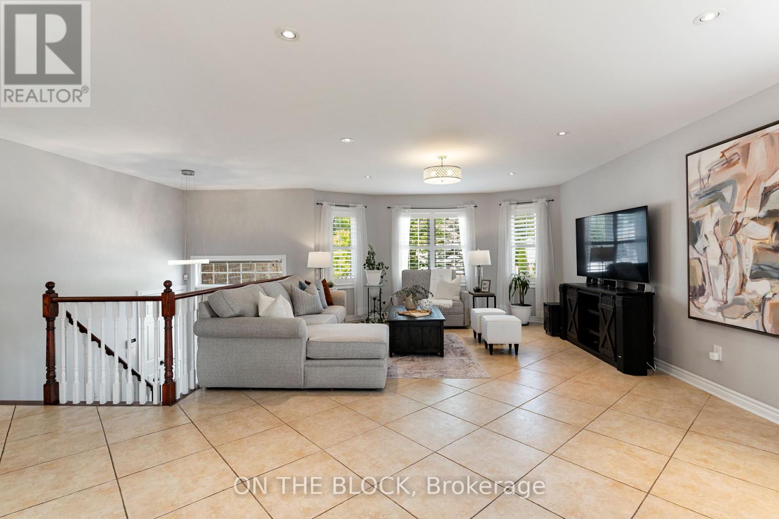 Photo 3 of 66 Donato Way, Wasaga Beach ON