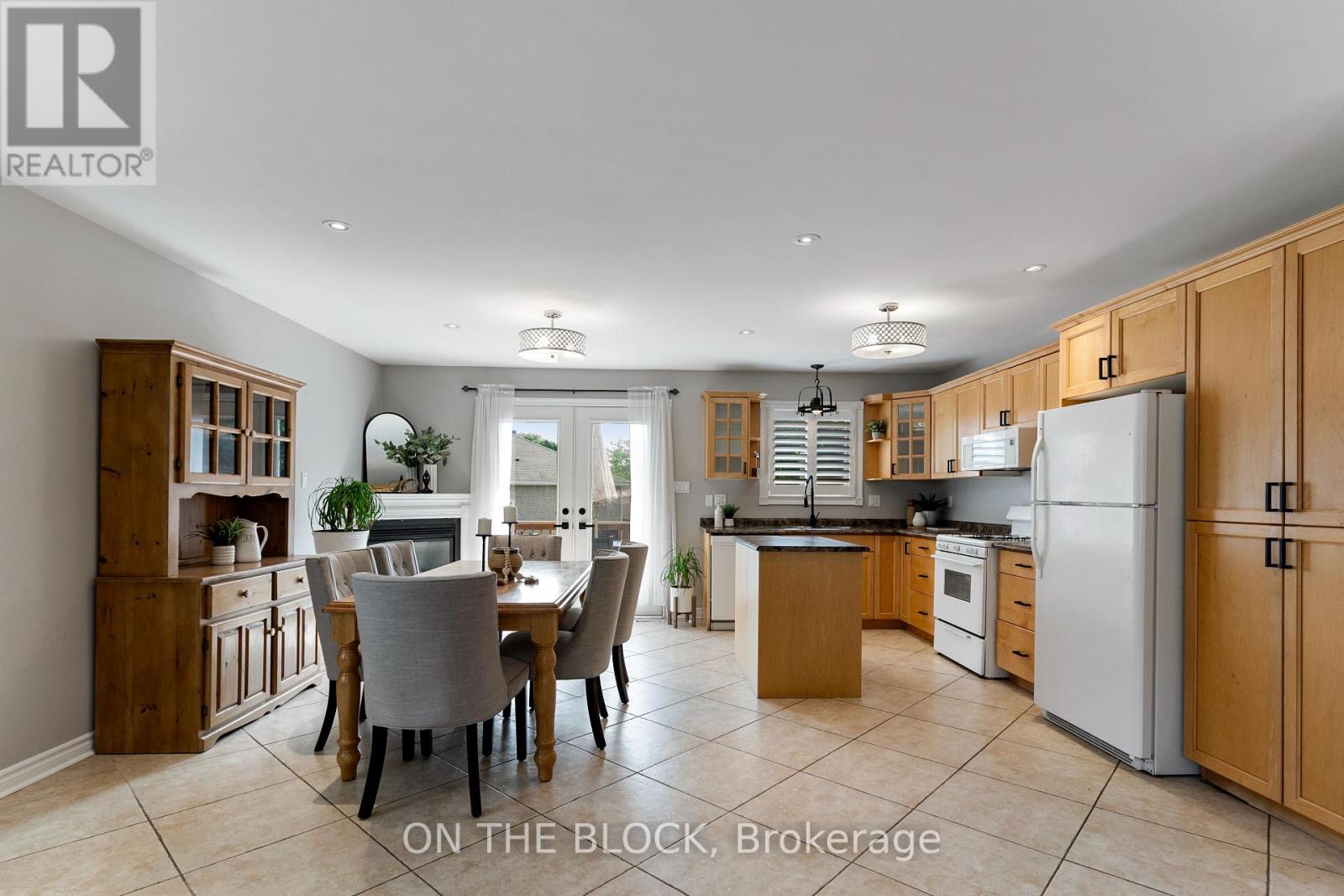 Photo 6 of 66 Donato Way, Wasaga Beach ON