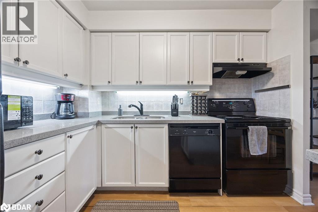 Photo 9 of 3880 Duke Of York Boulevard Unit 1202, Mississauga ON