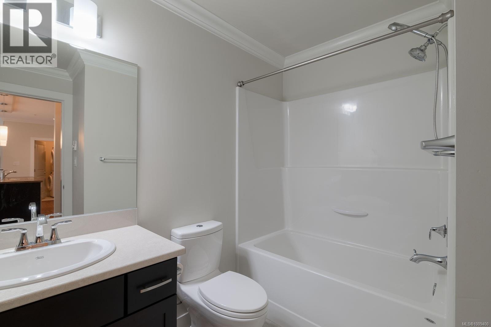 Photo 21 of 204 1838 Cowichan Bay Rd, Cowichan Bay BC
