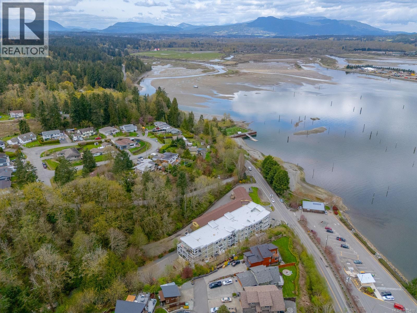 Photo 35 of 204 1838 Cowichan Bay Rd, Cowichan Bay BC