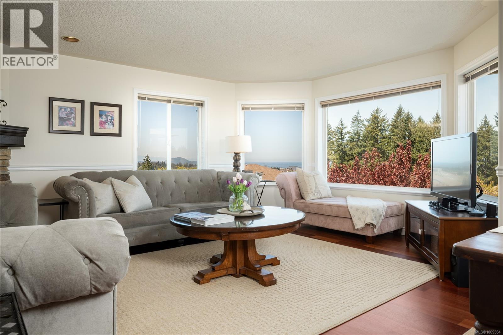 Photo 7 of 5351 Highridge Pl, Nanaimo BC