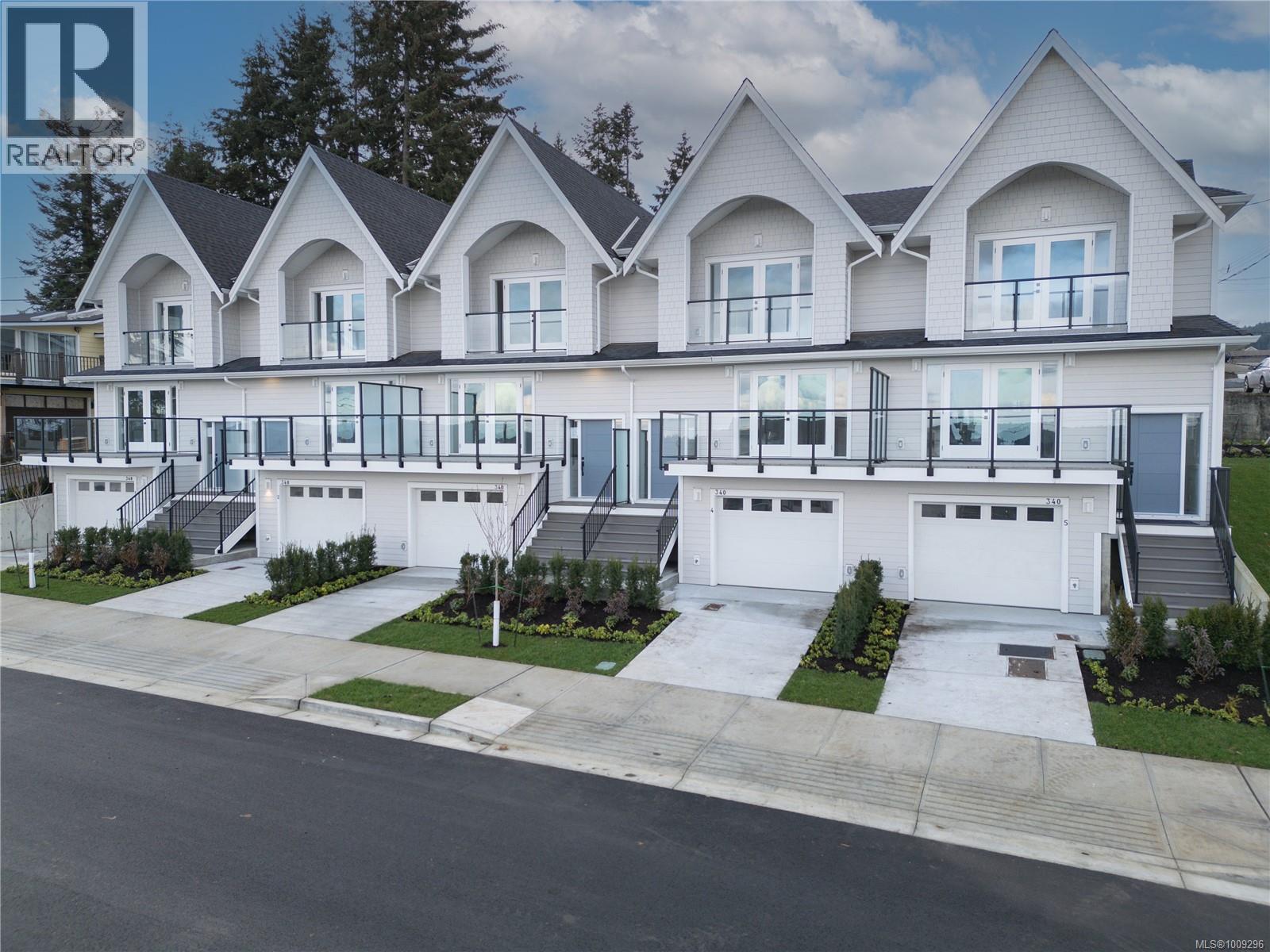 Photo 4 of 2 340 2nd Ave, Ladysmith BC
