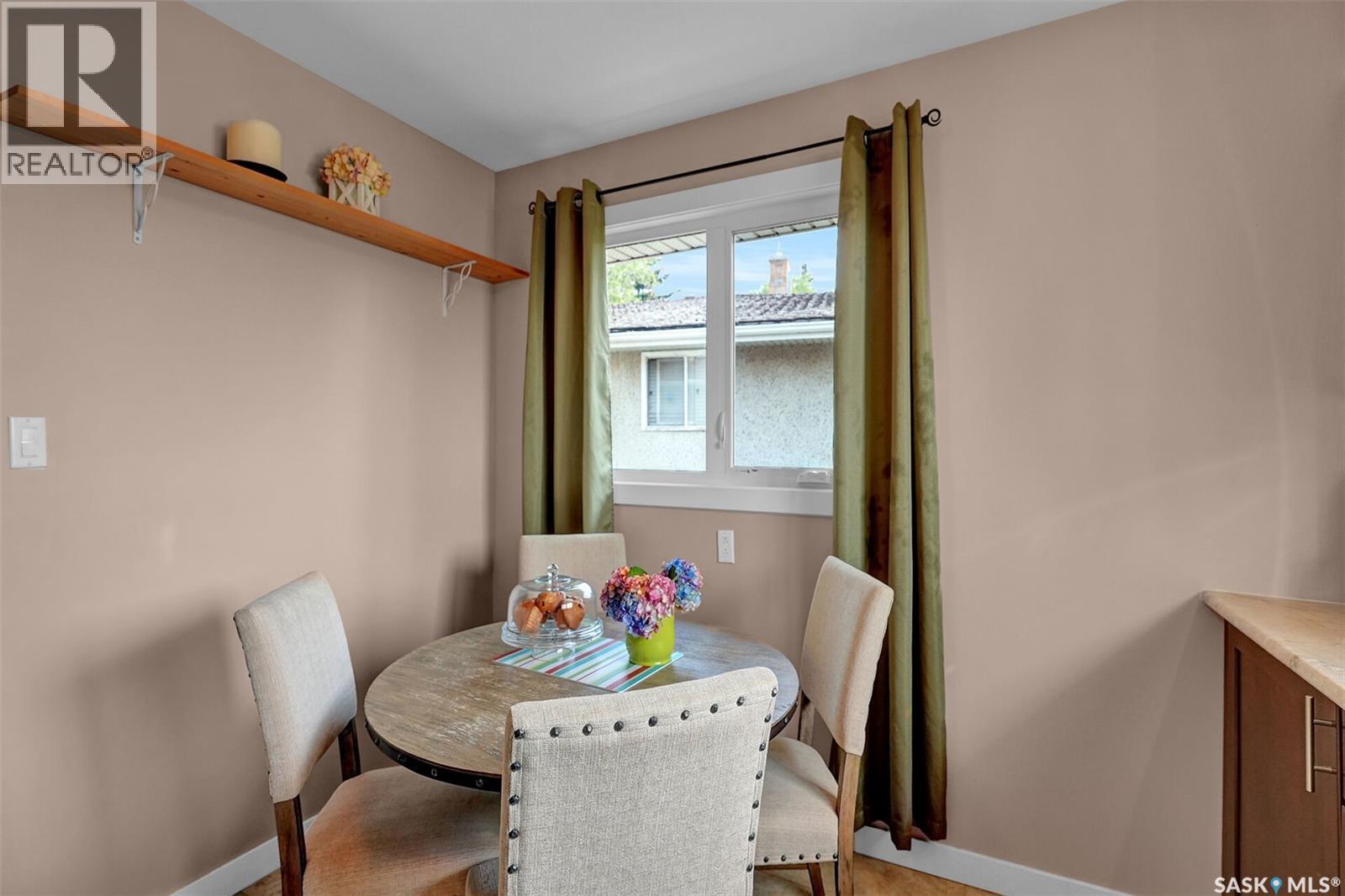 Photo 15 of 258 Froom Crescent, Regina SK