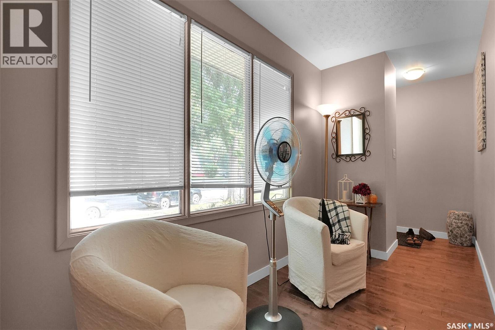 Photo 7 of 258 Froom Crescent, Regina SK
