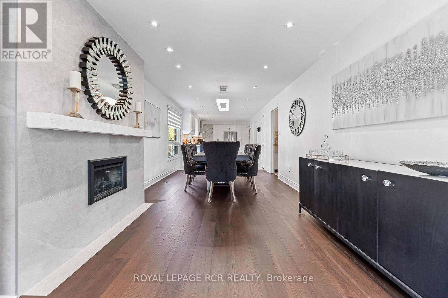 Photo 2 of 44 Fountainbridge Drive, Caledon ON