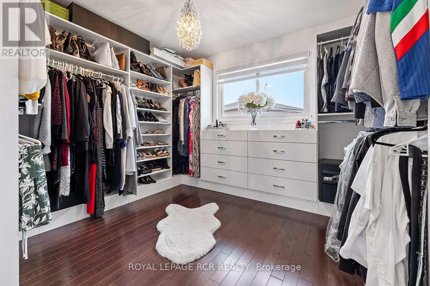 Photo 6 of 44 Fountainbridge Drive, Caledon ON