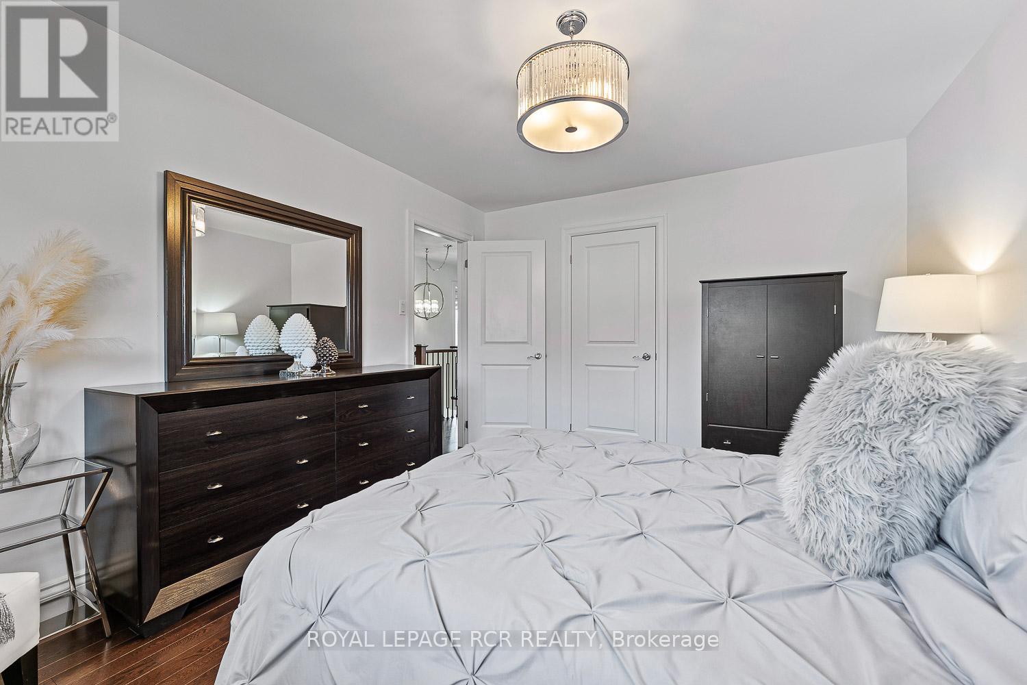 Photo 21 of 44 Fountainbridge Drive, Caledon ON
