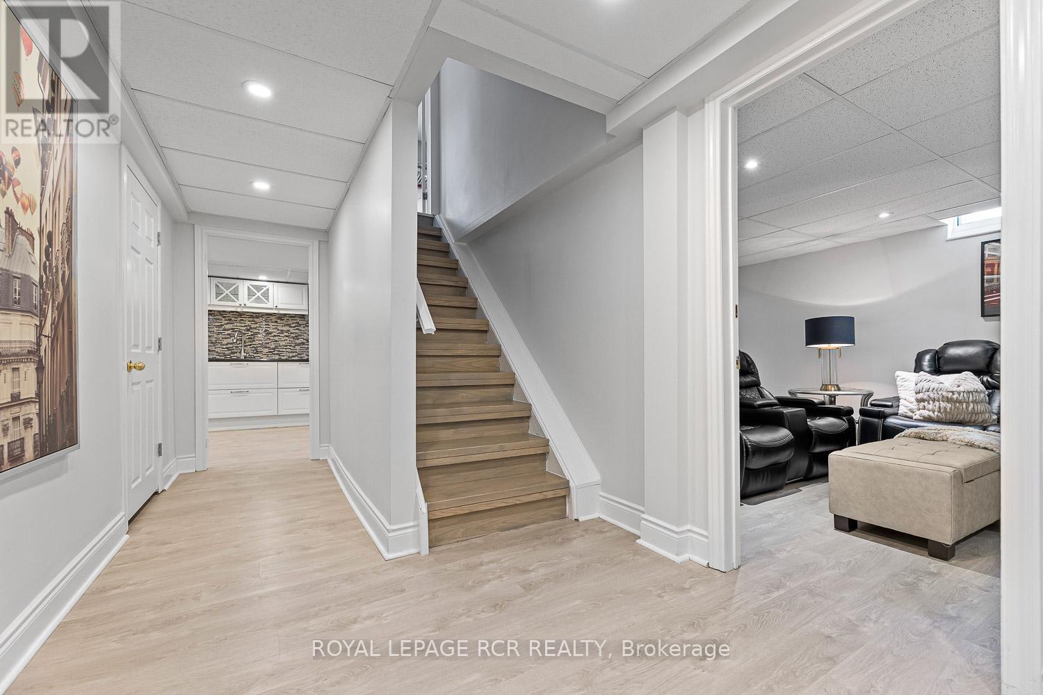Photo 10 of 44 Fountainbridge Drive, Caledon ON