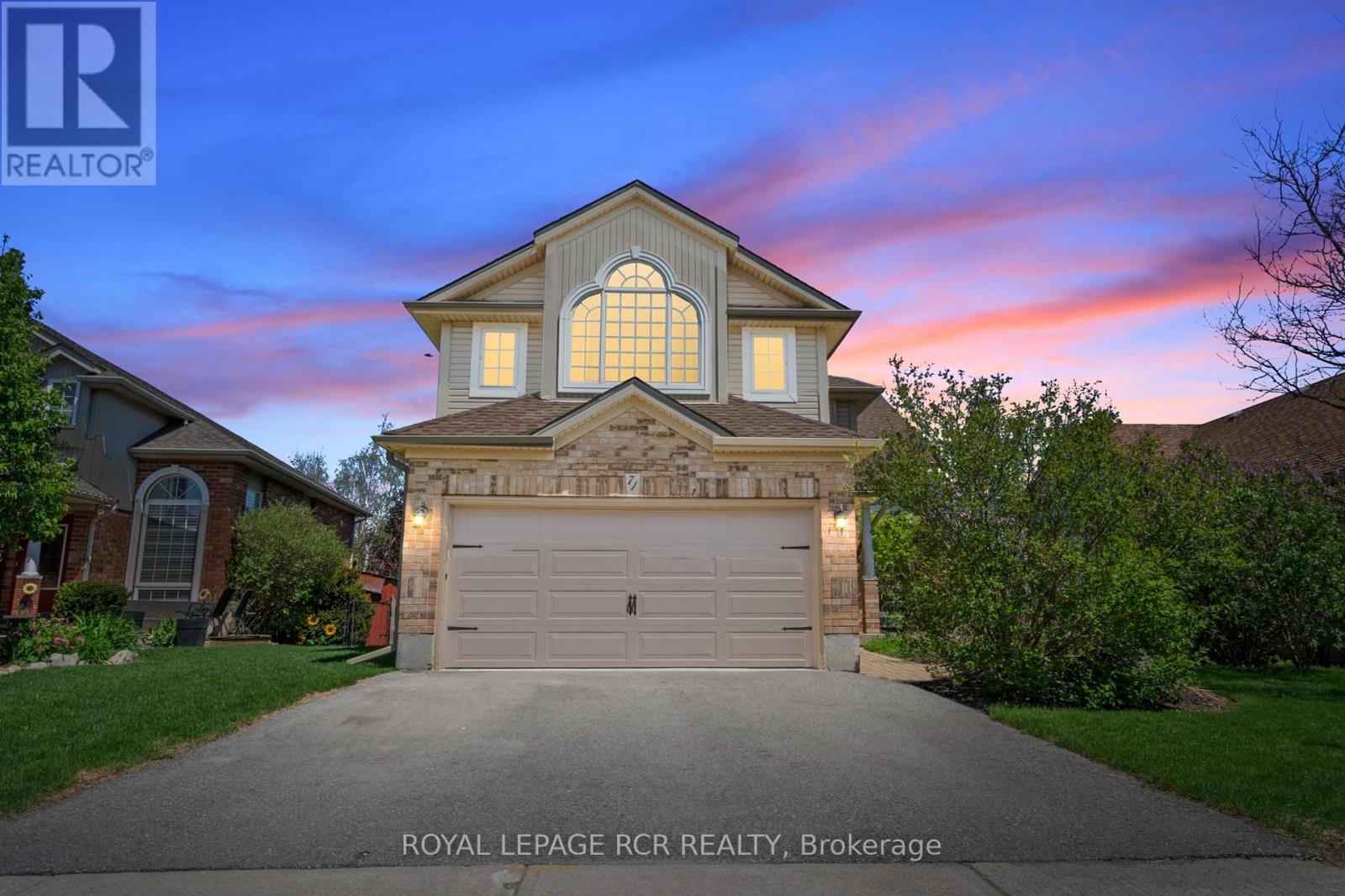 Photo 21 of 71 Hunter Road, Orangeville ON