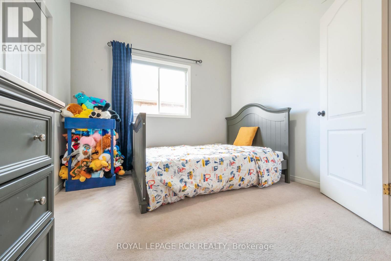 Photo 42 of 71 Hunter Road, Orangeville ON