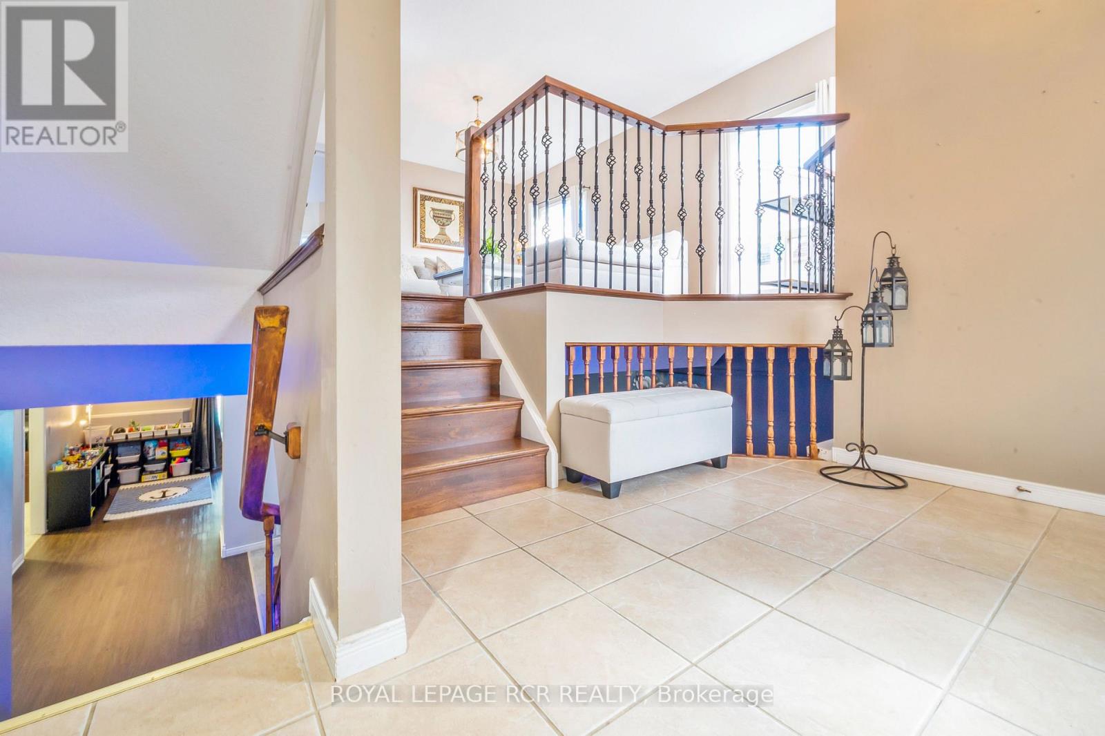 Photo 22 of 71 Hunter Road, Orangeville ON